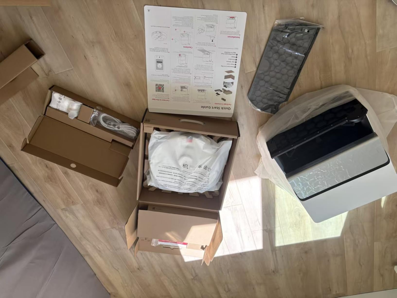 roborock S8 Max Ultra Robot Vacuum and Mop, All-in-One Dock, PreciSense LiDAR Navigation, Smart Dirt Detection, Self-Emptying, 8000Pa Suction for Various Floors, 20mm Auto Lifting for Carpet, Black - Customer Photo 1
