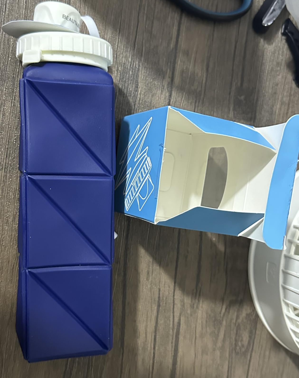 Collapsible Water Bottles 20.6oz, Silicone Foldable Portable Travel Water Bottle, Lightweight Reusable Leakproof for Traveling Camping Hiking Cycling Yoga Sports Outdoor, 1 Pack (Dark Blue) - Customer Photo 1