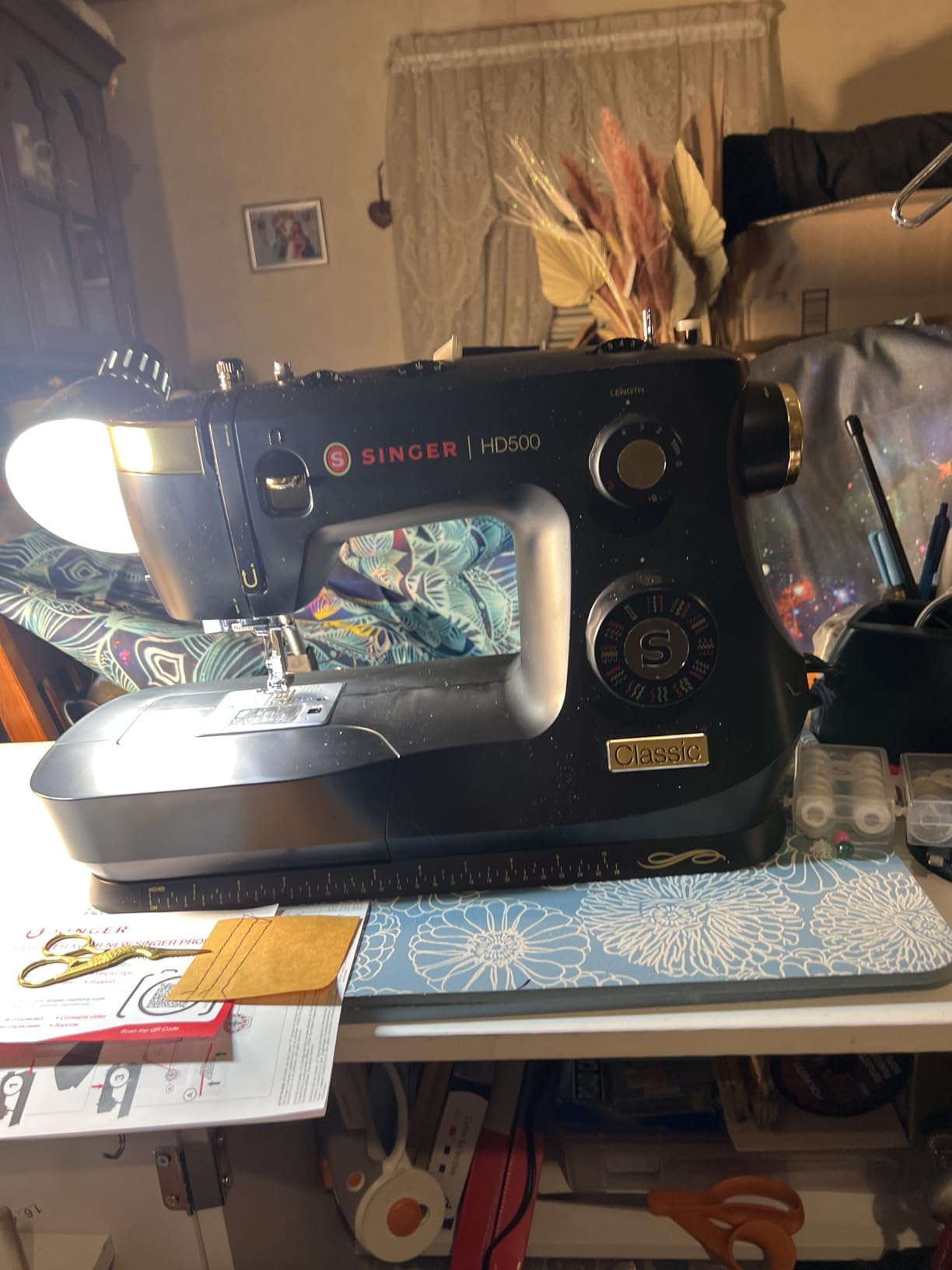 SINGER Heavy Duty 500 Classic Sewing Machine with Accessory Kit | Strong Motor with Enhanced Piercing Power, 23 Built-In Stitches, Full Metal frame, 1-step Buttonhole & LED Light - Customer Photo 2