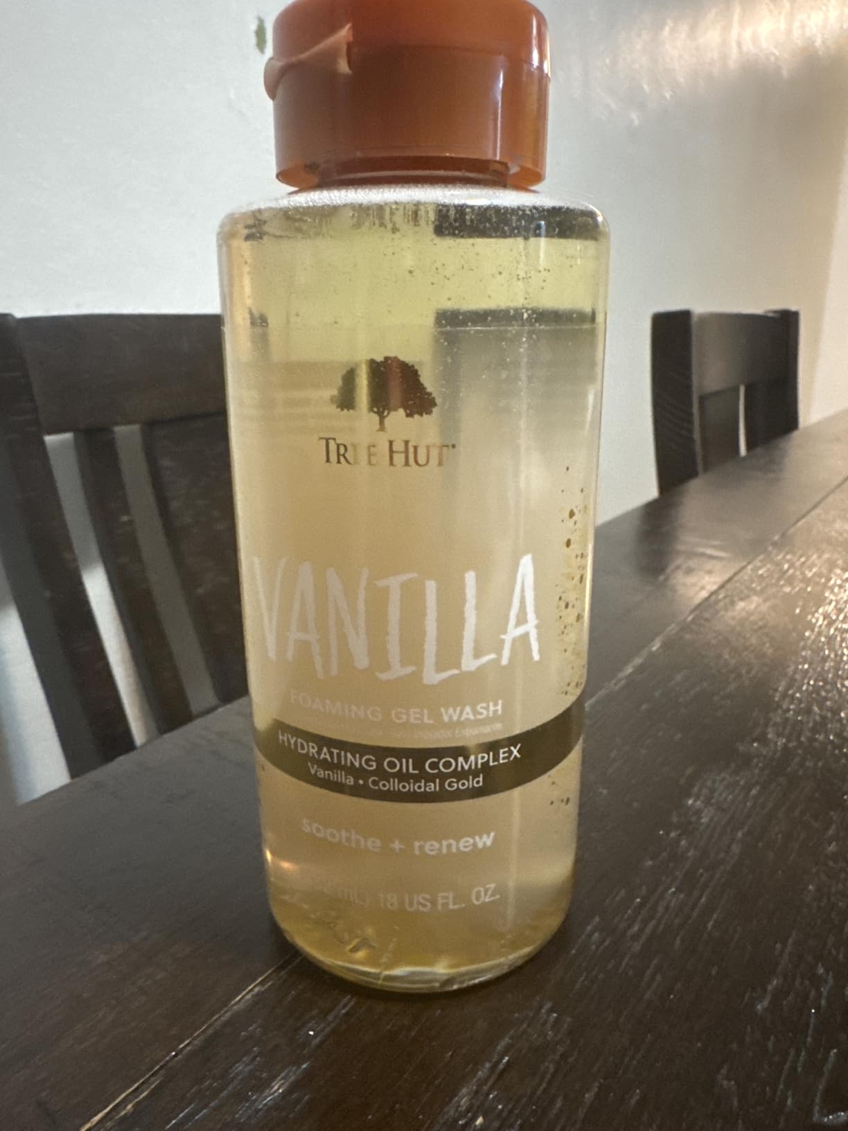 Tree Hut Vanilla Foaming Gel Wash, Hydrating & Moisturizing Body Wash with Shea Butter & Nourishing Essential Oils, Daily Cleanser for Soft Smooth Skin, 18 fl oz Customer Review Tree Hut Vanilla Foaming Gel Wash, Hydrating & Moisturizing Body Wash with Shea Butter & Nourishing Essential Oils, Daily Cleanser for Soft Smooth Skin, 18 fl oz - Customer Photo 4