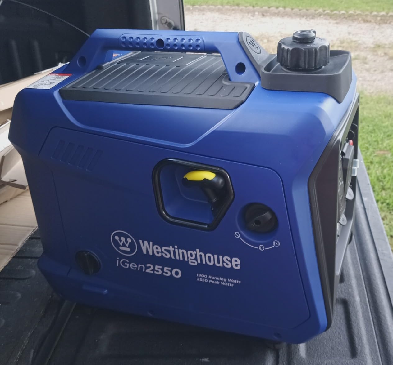 Westinghouse 2550 Peak Watt Super Quiet & Lightweight Portable Inverter Generator, RV Ready 30A Outlet, Gas Powered, Parallel Capable, Long Run Time,Blue - Customer Photo 2