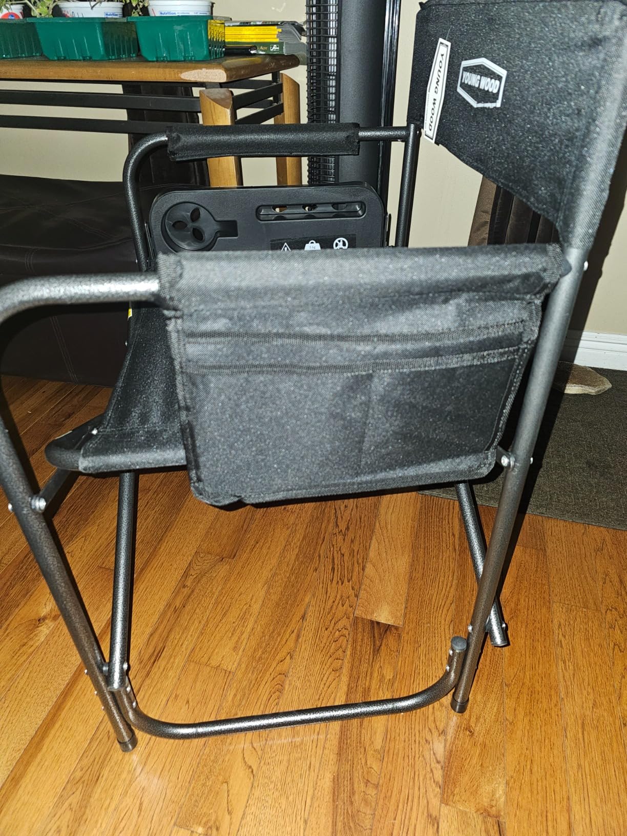 YOUNG WOOD Camping Directors Chair, Lightweight Oversized Portable Folding Chair with Side Table and Storage Pockets for Outdoor Camping, Lawn, Picnic and Fishing, Supports 400lbs (Black) - Customer Photo 2