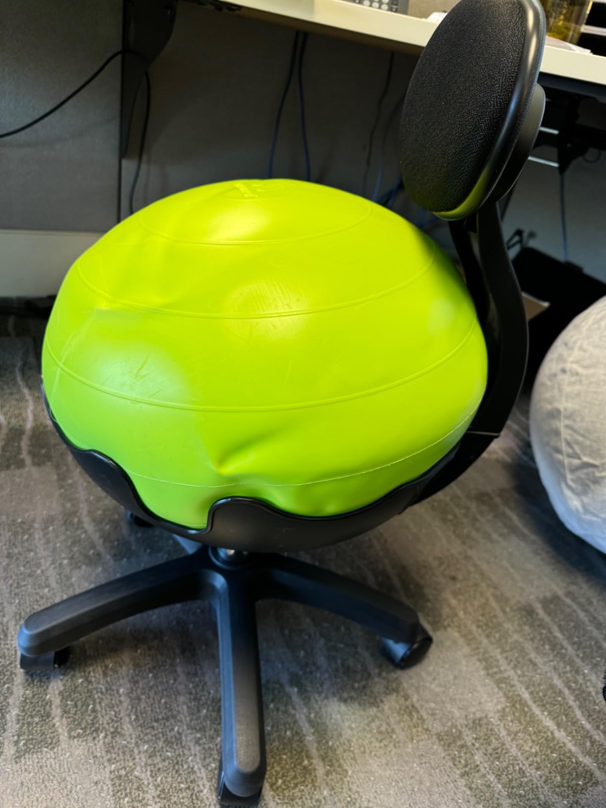 Aeromat Elite Yoga Ball Chair for Office & Home 250lbs Cap – Ergonomic Balance Ball Desk Chair w/Lockable Wheels,Adjustable Height, Anti-Burst Removable Ball, Back Support for Posture & Core Relief - Customer Photo 2