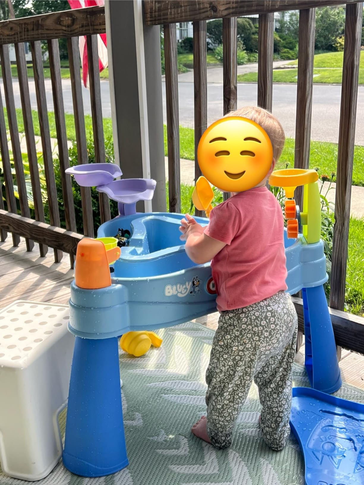 Little Tikes Bluey Water Table with 6 Accessories & Characters - Full Set (727382) - Customer Photo 2