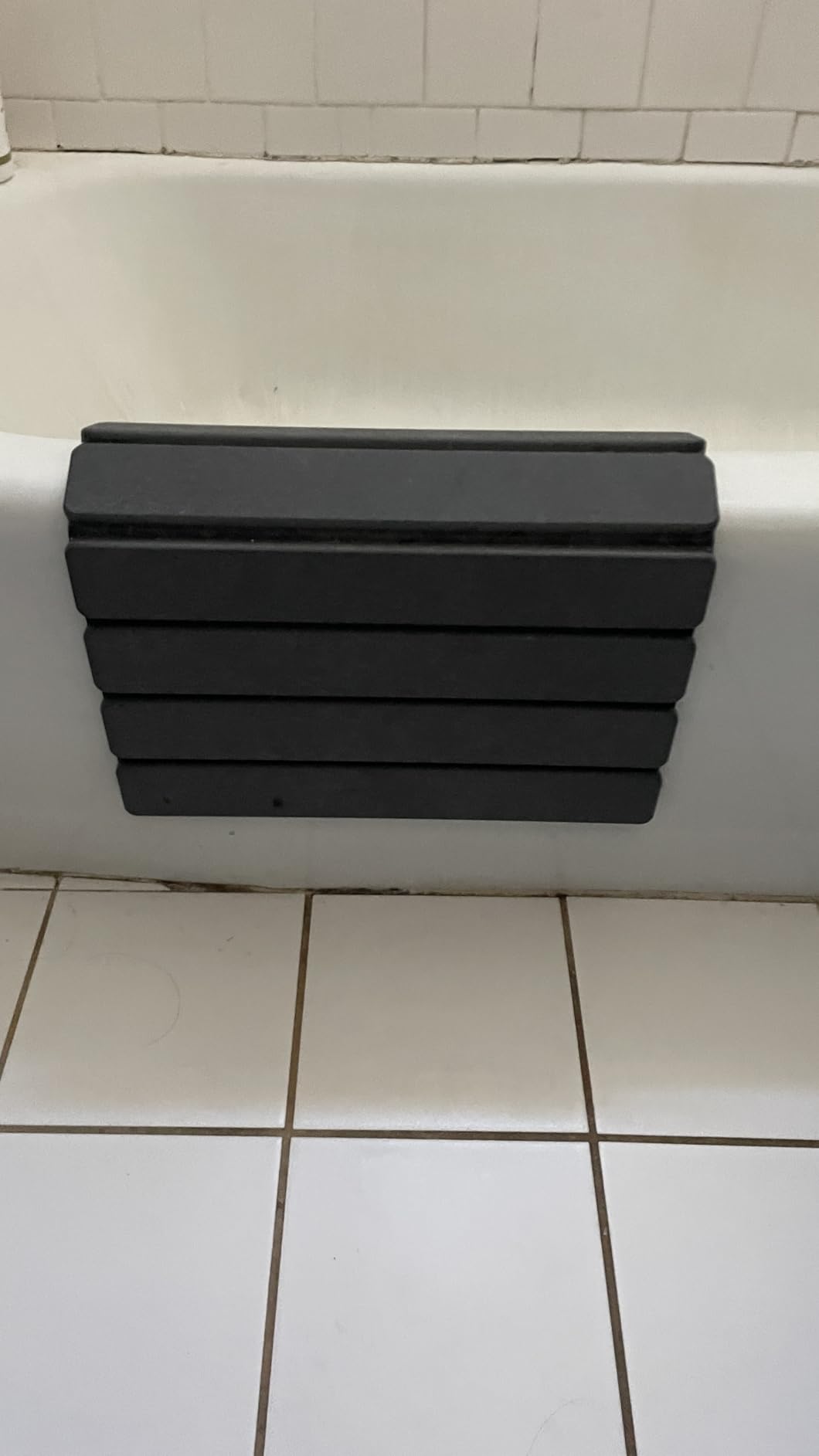 AWW Foldable Stone Bath Mat, Super Absorbent Diatomaceous Earth Mats, Non-Slip 23.6 x 15.5 Inch Quick Drying Mat, Compact and Easy to Store Bath Mats for Bathroom, Easy to Clean, Grey - Customer Photo 2