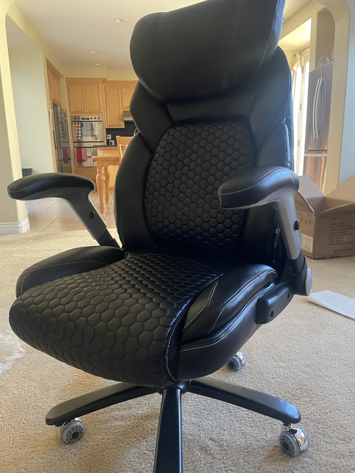 Executive Office Chair, Heavy Duty 500 lbs, Ergonomic Leather Desk Chair with Adjustable Headrest and Lumbar Support, Big and Tall High Back Swivel Chair with Flip-up Armrests, Black - Customer Photo 1