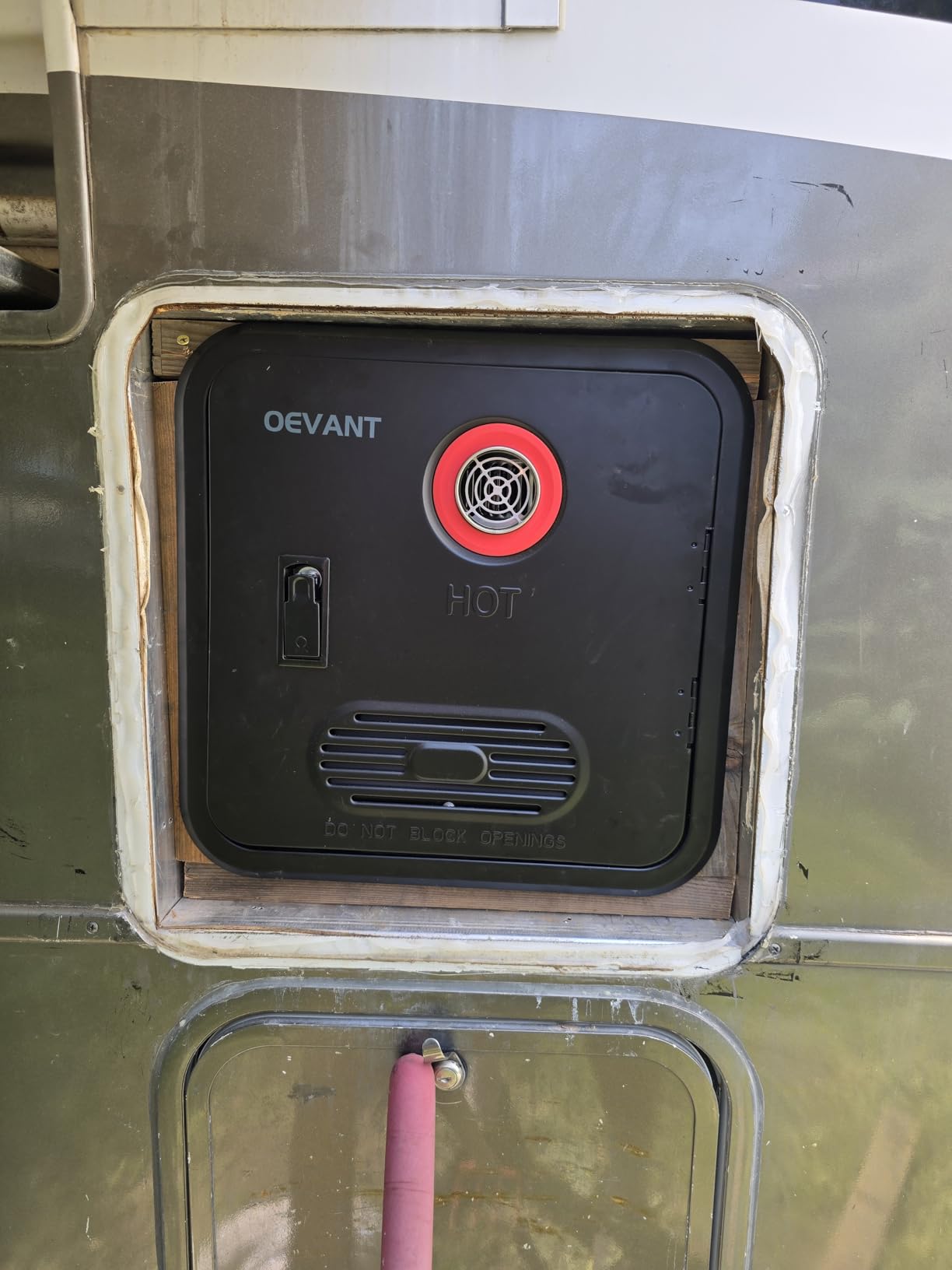 RV Tankless Water Heater,55,000 BTU RV Instant Water Heater with Remote Controller,16x16 inch Door＆Front Water Outlet,Propane Gas, DC 12V, CSA Certificated,Compatible with All RVs-White - Customer Photo 1