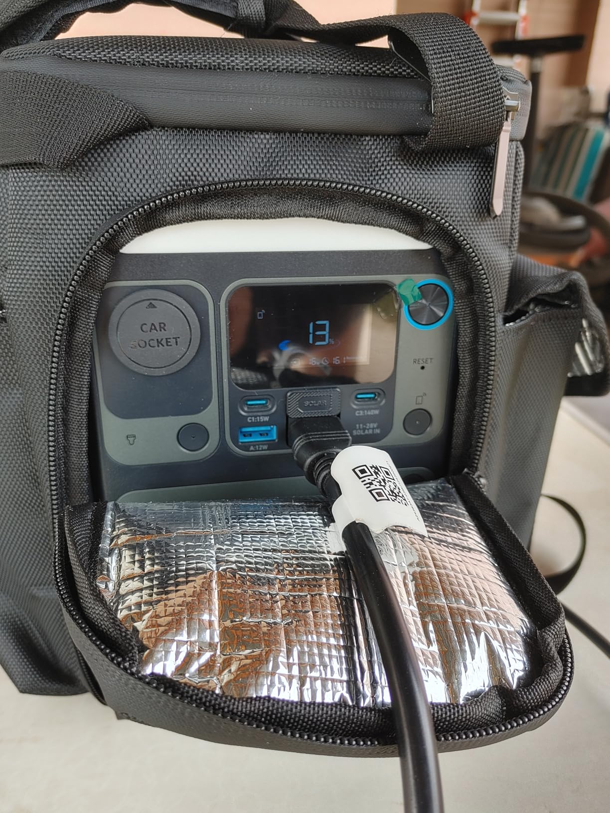 Anker Solar Generator SOLIX C300 with 60W Solar Panel, 288Wh Portable Power Station, 300W (600W Surge), LiFePO4 Battery, 140W Two-Way Fast Charging, for Outdoor Camping, Traveling, and Emergencies - Customer Photo 3