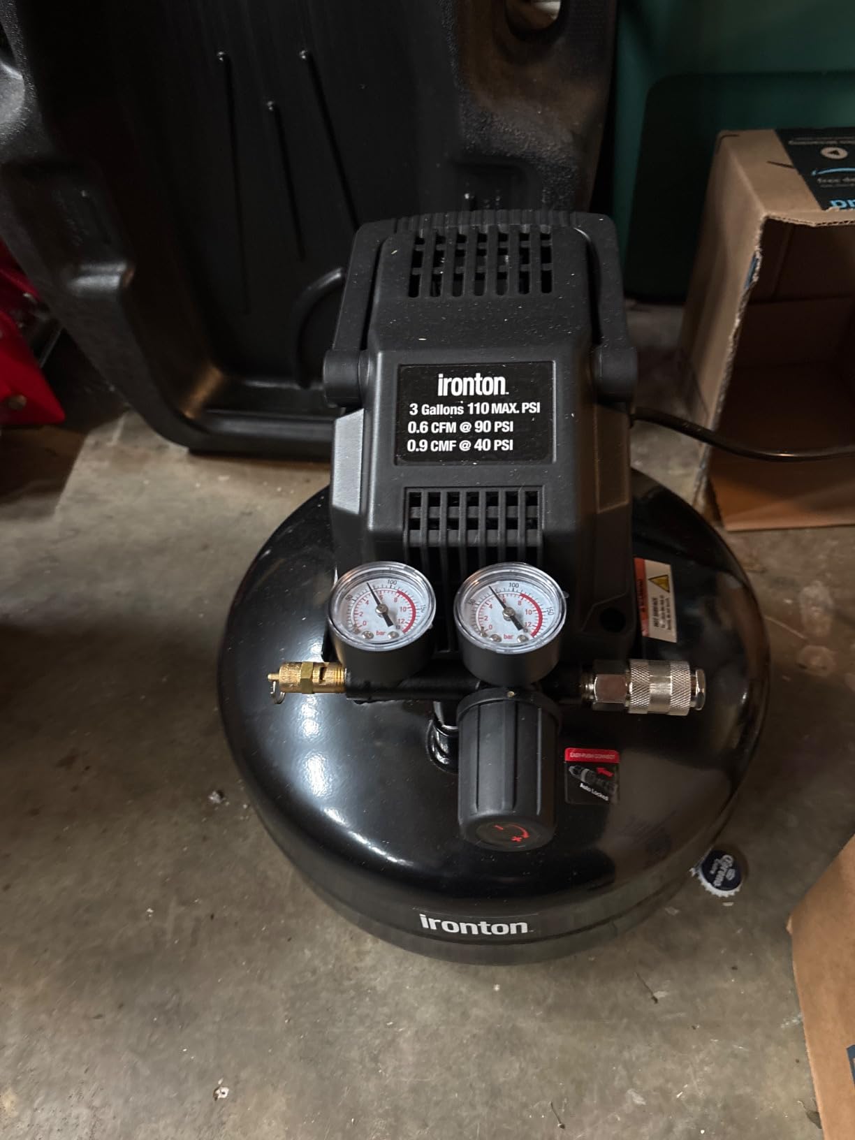 Ironton Oil-Free Pancake Air Compressor, 0.3 HP, 3 Gallons, 110 PSI - Customer Photo 2