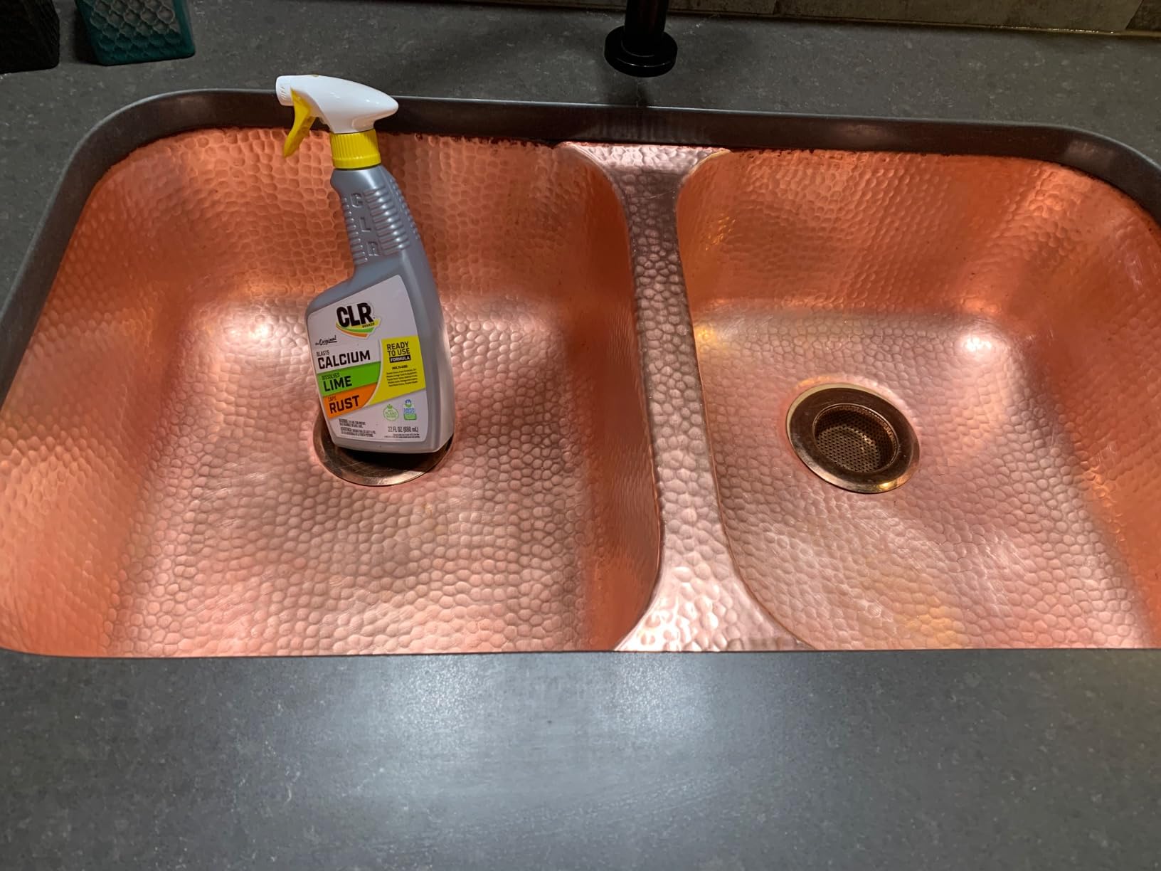 CLR Brands® Calcium, Lime & Rust Remover, Blasts Calcium, Dissolves Lime Deposits, Zaps Stubborn Rust Stains and Hard Water Deposits, 22 Ounce Spray Bottle (Pack of 1) - Customer Photo 1