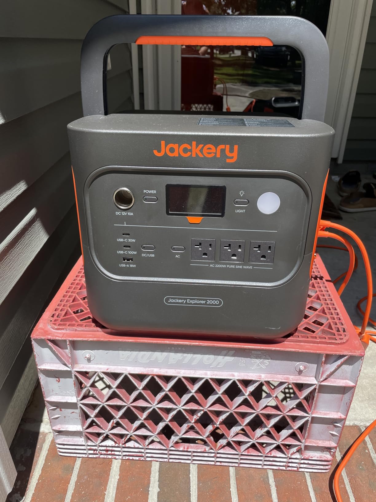 Jackery Solar Generator 2000 v2 with 2x200W Solar Panels, 2042Wh/2200W LiFePo4 Portable Power Station, 20ms UPS Home Backup, USB-C PD 100W Fast Charging for Power Outages, Emergencies, Camping & RVing - Customer Photo 1