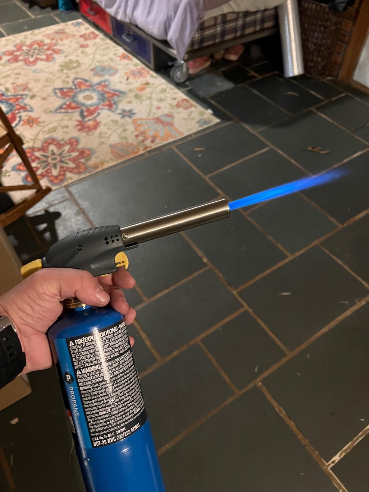 Bernzomatic QuickFire Outdoor Torch, High Output, Wind-Resistant Propane Hand Torch for Lighting Campfires, Grills, Smokers, Fire Pits, and other Outdoor Gatherings (WT3301) - Customer Photo 1