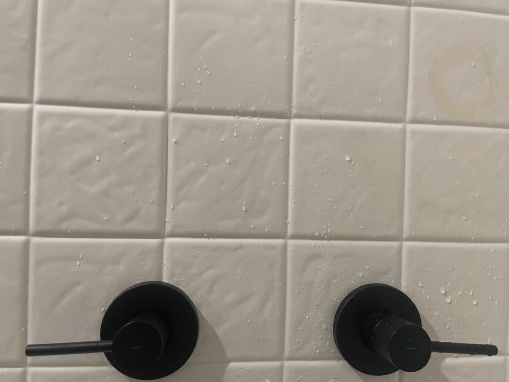 2 Handle Shower Faucet Set with High Pressure 10 Spray Magnetic Guidance Docking System, Wall Mount - Customer Photo 1