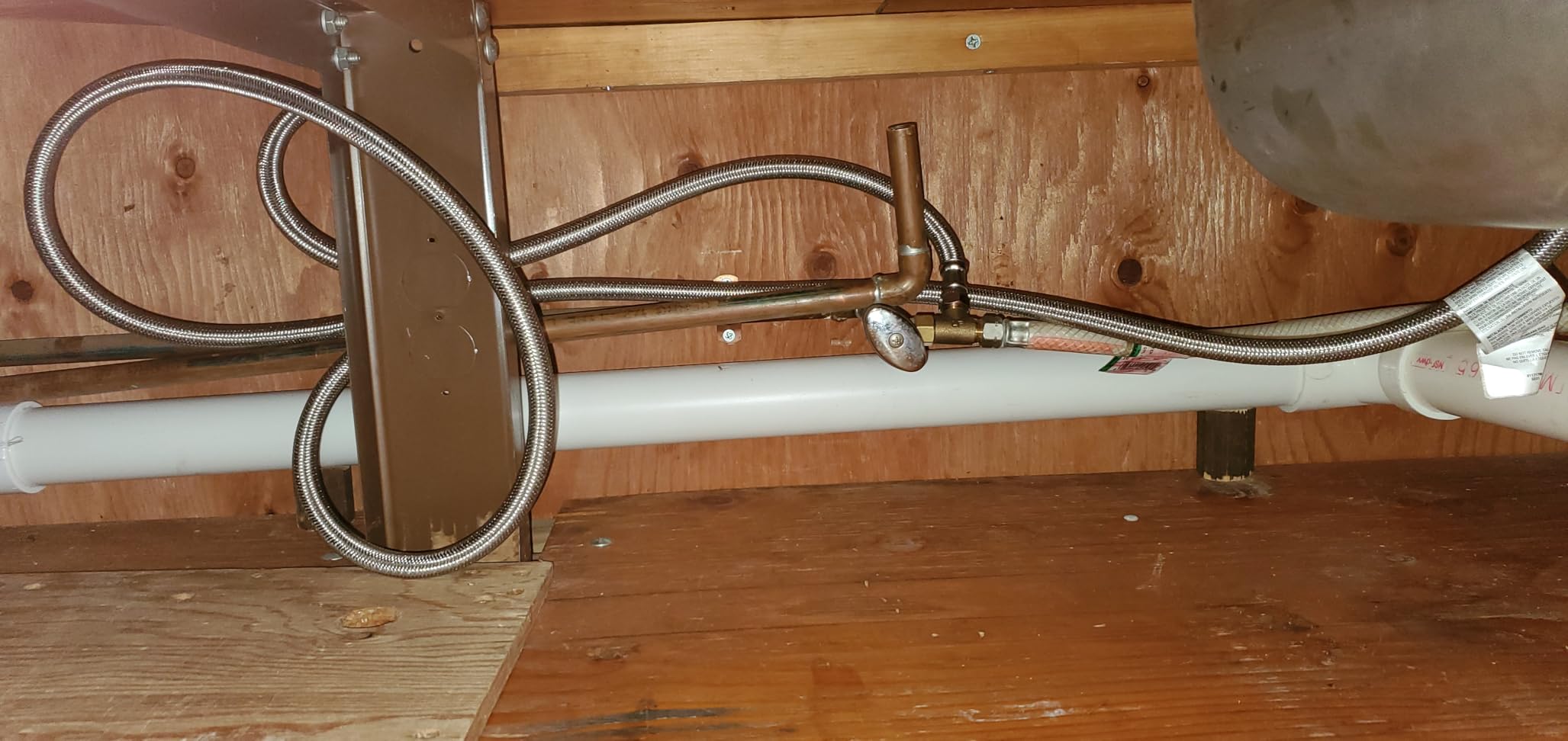 (2 Pack) SUNGATOR 16 Inch Faucet Supply Lines, 3/8 (2 Pack) SUNGATOR 16 Inch Faucet Supply Lines, 3/8