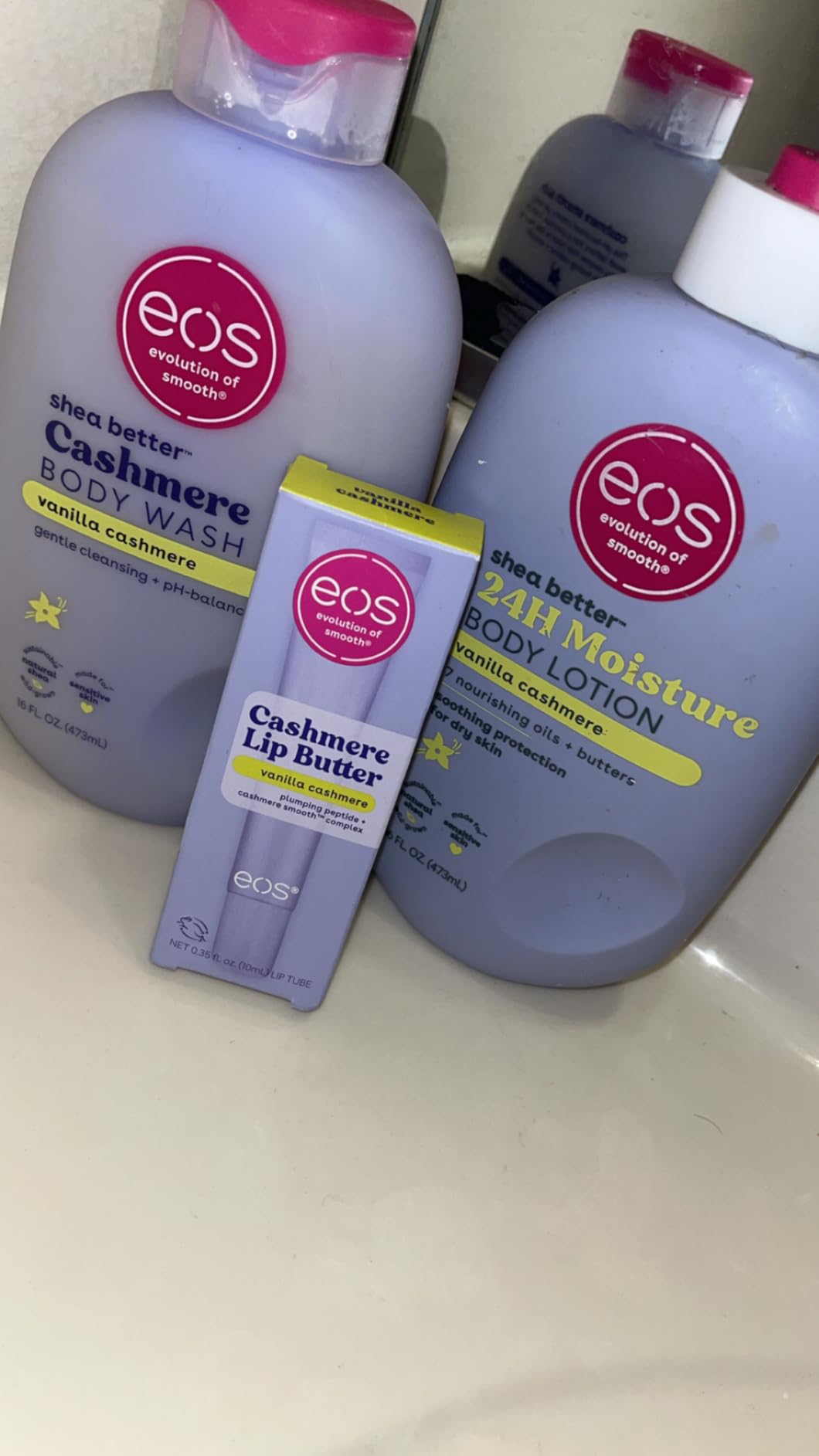 eos Shea Better Cashmere Body Wash, Vanilla Cashmere, Moisturizing, pH Balanced Body Wash, Creamy Gel Formula, Paraben & Phthalate Free, Sensitive Skin, 16 fl oz Customer Review eos Shea Better Cashmere Body Wash, Vanilla Cashmere, Moisturizing, pH Balanced Body Wash, Creamy Gel Formula, Paraben & Phthalate Free, Sensitive Skin, 16 fl oz - Customer Photo 3