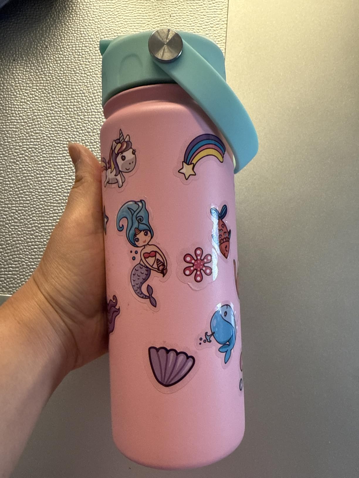 GoKEDA 18oz Kids Water Bottle, 2 Pack Insulated Bottles with Stickers, 18/8 Stainless Steel Vacuum Leak Proof Straw Cup for School, Gifts for Boys(Light Blue, Dark Blue) - Customer Photo 2