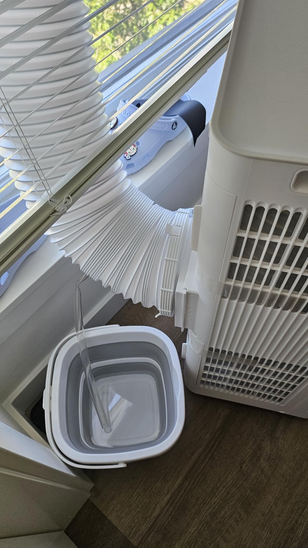 Midea 10,000 BTU ASHRAE (7,100 BTU SACC) Portable Air Conditioner, Smart Control, Cools up to 300 Sq. Ft., with Dehumidifier & Fan mode, Easy- to-use Remote Control & Window Installation Kit Included Customer Review Midea 10,000 BTU ASHRAE (7,100 BTU SACC) Portable Air Conditioner, Smart Control, Cools up to 300 Sq. Ft., with Dehumidifier & Fan mode, Easy- to-use Remote Control & Window Installation Kit Included - Customer Photo 1