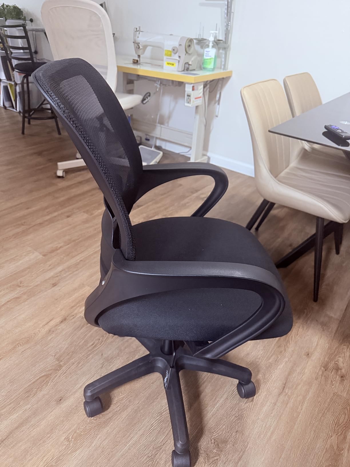 NEO Chair Office Desk Ergonomic Mesh Computer Chair with Lumbar Support Adjustable Height Swivel Rolling Wheels Comfy Mid Back Task Chair for Home Bedroom Vanity Study (Black) - Customer Photo 1