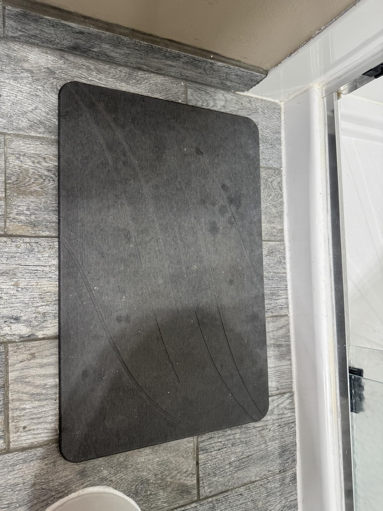 Stone Bath Mat Diatomite Stone Mats for Bathroom Non-Slip Diatomaceous Earth Shower Mat Super Absorbent Bathroom Floor Mat Natural Easy to Clean(24 * 16 Grey) - Customer Photo 2