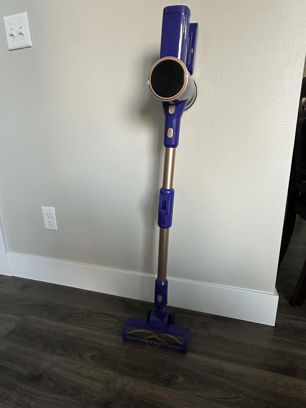 Cordless Vacuum Cleaner, 180° Bendable Wand Stick Vacuum Cleaners with Touch Screen, 8-in-1 Vacuum with Lightweight Rechargeable Battery, Longlasting Runtime for Home Hard Floor Low-Pile Carpet - Customer Photo 1