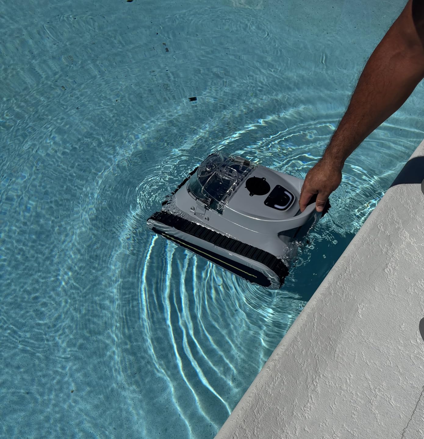 Cordless Robotic Pool Cleaner -Pool Vacuum 180W Brushless Motor, 45,000Pa Suction, Wall Climbing, Sonar Navigation, 3 Modes Automatic Pool Robot for Inground & Above-Ground Pools Up to 2150 Sq. Ft. - Customer Photo 2