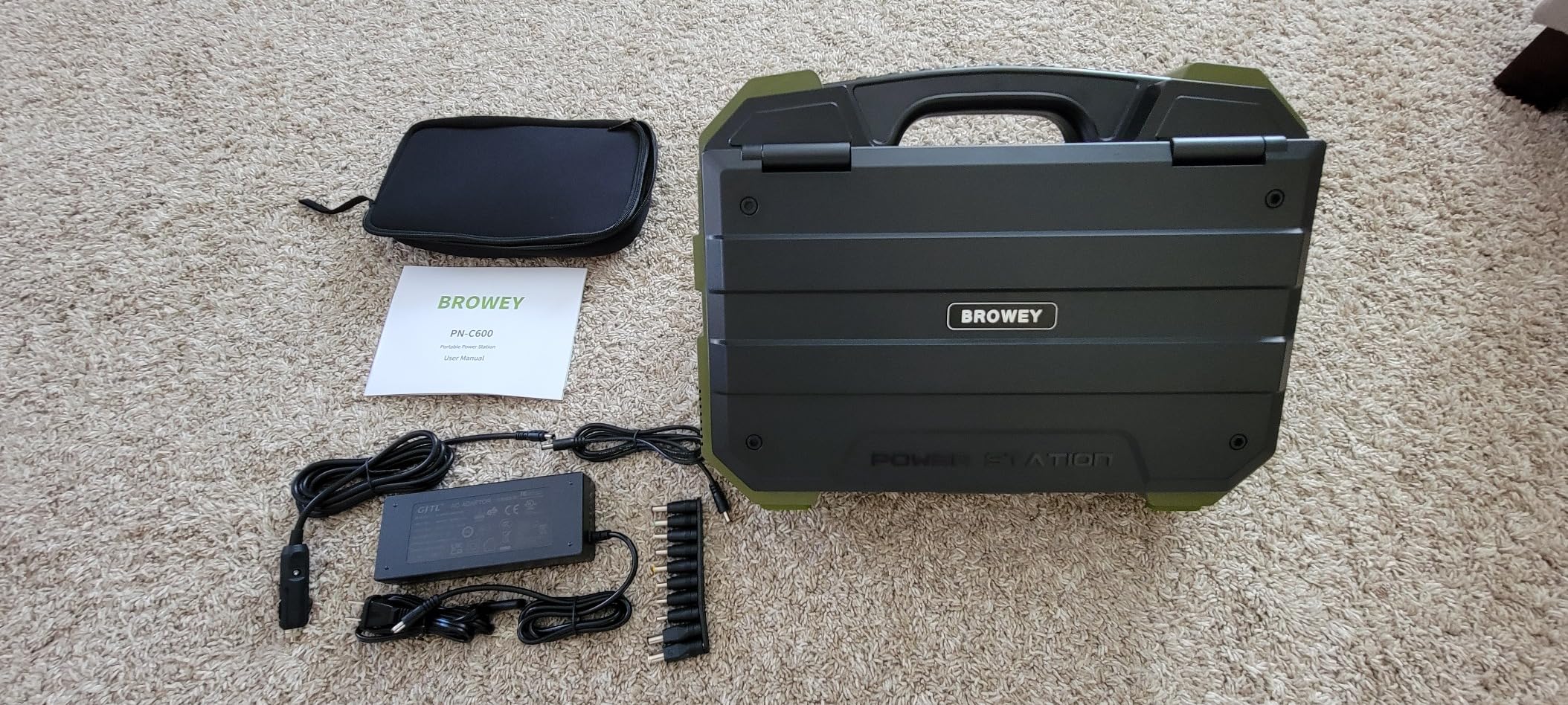 BROWEY 1600W (3200W Peak) Portable Power Station, 1024Wh LiFePO4 Battery with Built-in Solar Panel, 100W USB-C PD, Solar Generator for Camping, RV, Home Backup, Emergency - Customer Photo 1