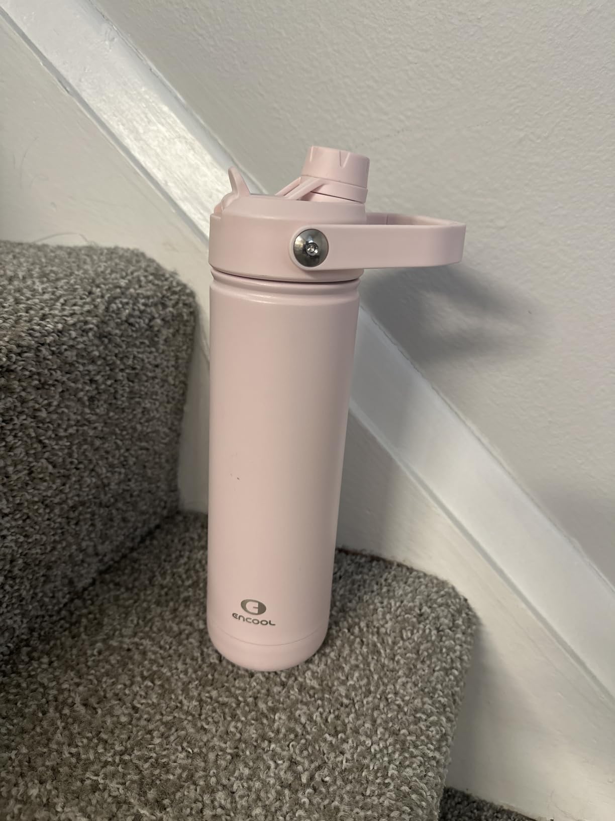 Insulated Water Bottle with Straw - Encool Stainless Steel Water Bottle, Leak-Proof, BPA-Free, Double Wall Vacuum Keeps Cold for 24 Hours for Sports, Travel, School (26 oz, Cotton Candy) - Customer Photo 1