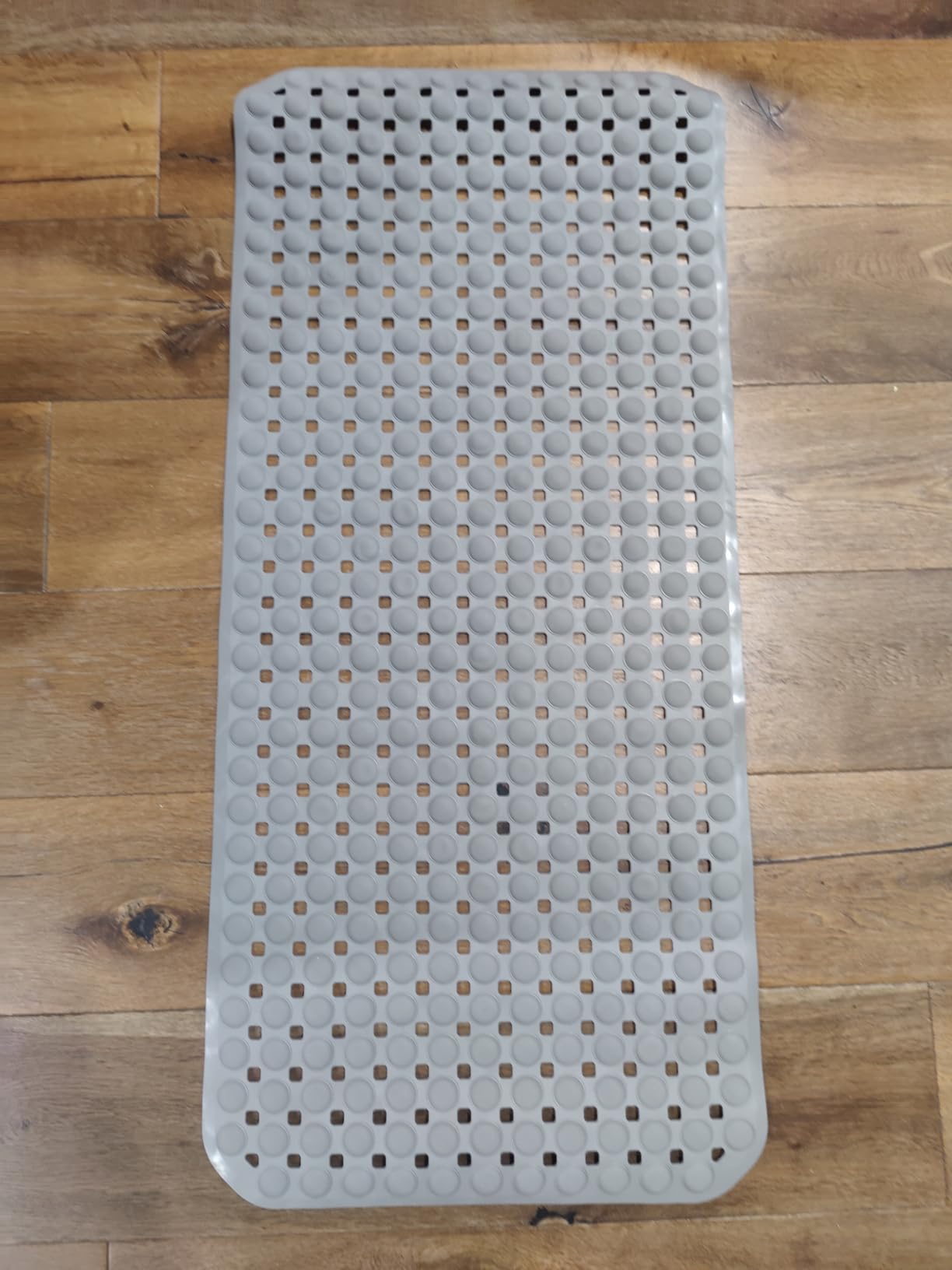 OTHWAY Bath Tub Shower Mat Non Slip, Bathtub Floor Liner Mats for Inside Shower Bathroom, Suction Cups and Drain Holes for Feet Scrubbing, Machine Washable, Soft on Feet, 35x16 Inch, Grey - Customer Photo 1