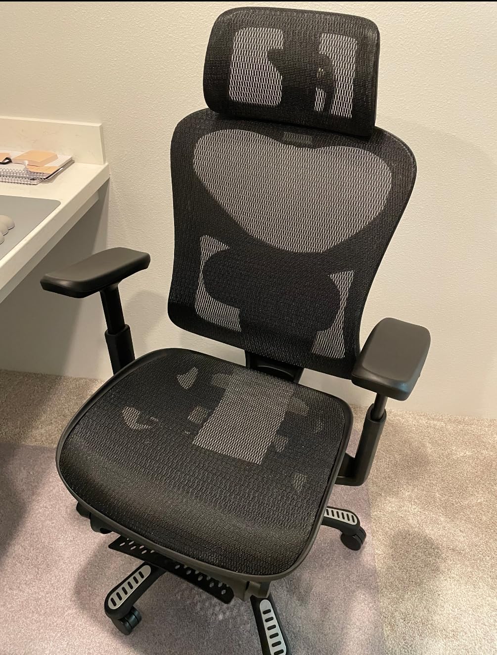 Ergonomic Office Chair, Mesh Desk Chair with Footrest, Adjustable Lumbar Support, 3D Armrest & Large Headrest, 3-Gear Tilt Recline, Stable Swivel Computer Gaming Chairs for Man Woman - Customer Photo 1