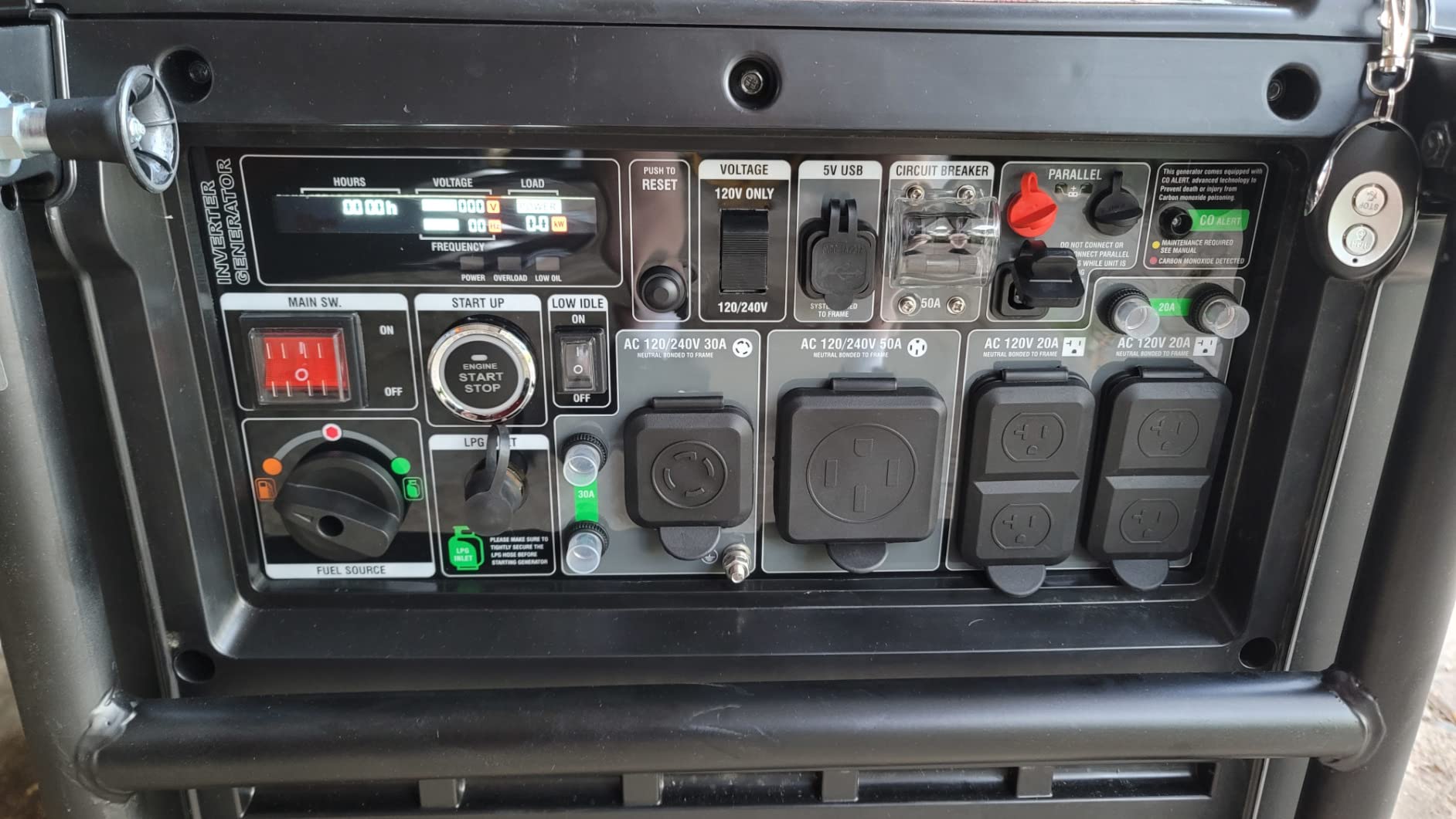GENMAX Portable Generator, 7250W Super Quiet Dual Fuel Portable Engine with Parallel Capability, Remote/Electric Start, Ideal for Home backup power.EPA &CARB Compliant (GM7250iEDC) - Customer Photo 1