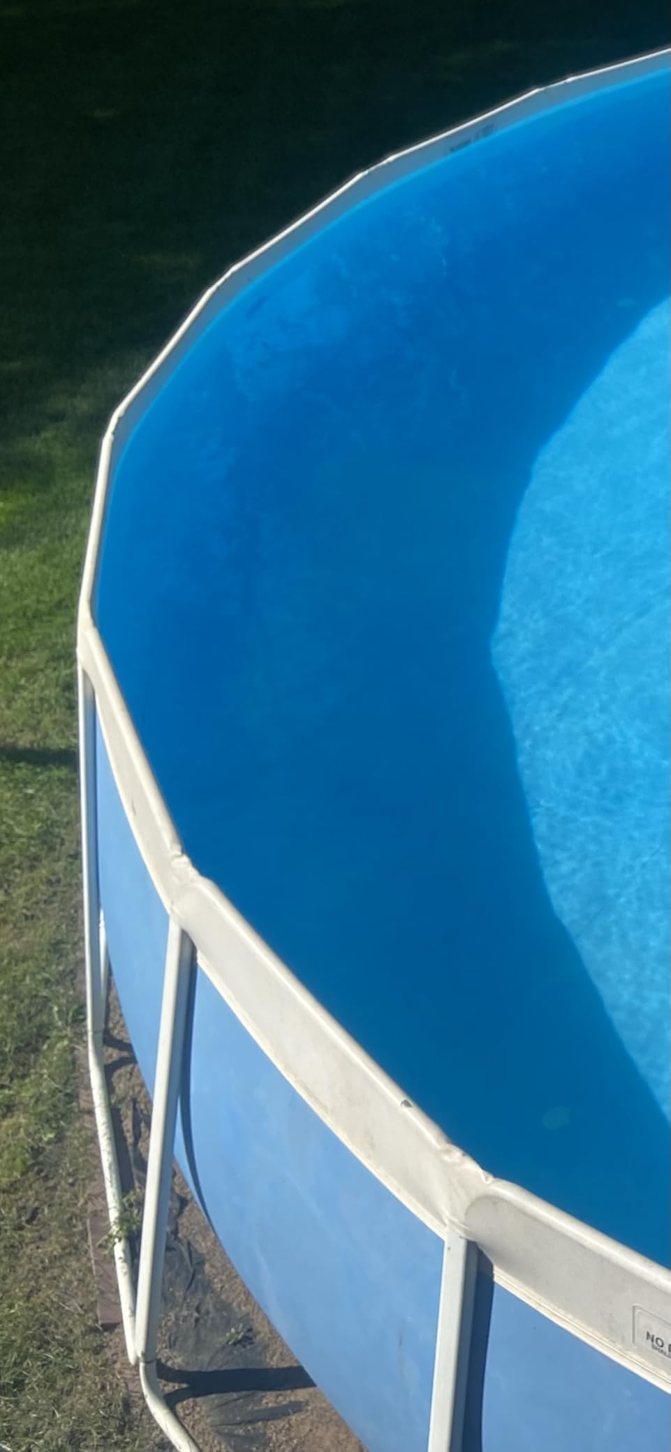Cordless Robotic Pool Cleaner - Above Ground Pool Vacuum - 40W Strong Suction, Dual Cleaning System, Barrier Crossing, 120-Min Runtime Up to 1614 Sq for Above Ground Pools, Grayish White - Customer Photo 2