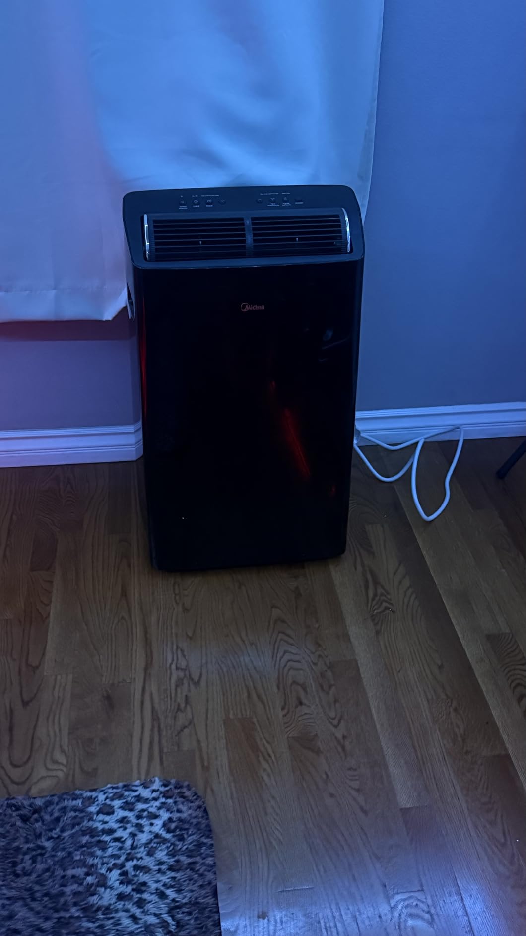 Midea Duo 14,000 BTU (12,000 BTU SACC) High Efficiency Inverter Ultra Quiet Portable Air Conditioner, with Heat up to 550 Sq. Ft., Works with Alexa/Google Assistant, with Remote Control & Window Kit Customer Review Midea Duo 14,000 BTU (12,000 BTU SACC) High Efficiency Inverter Ultra Quiet Portable Air Conditioner, with Heat up to 550 Sq. Ft., Works with Alexa/Google Assistant, with Remote Control & Window Kit - Customer Photo 1