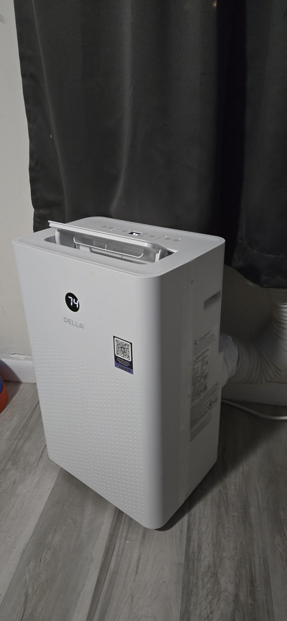 DELLA 14,000 BTU Portable Air Conditioner, Cools Up To 400 Sq.Ft, Heat Pump, Auto Swing, Compatible with Alexa and WiFi, 3 Fan Speeds, Geo Fencing and Dehumidifier, with Remote Control & Window Kit Customer Review DELLA 14,000 BTU Portable Air Conditioner, Cools Up To 400 Sq.Ft, Heat Pump, Auto Swing, Compatible with Alexa and WiFi, 3 Fan Speeds, Geo Fencing and Dehumidifier, with Remote Control & Window Kit - Customer Photo 2