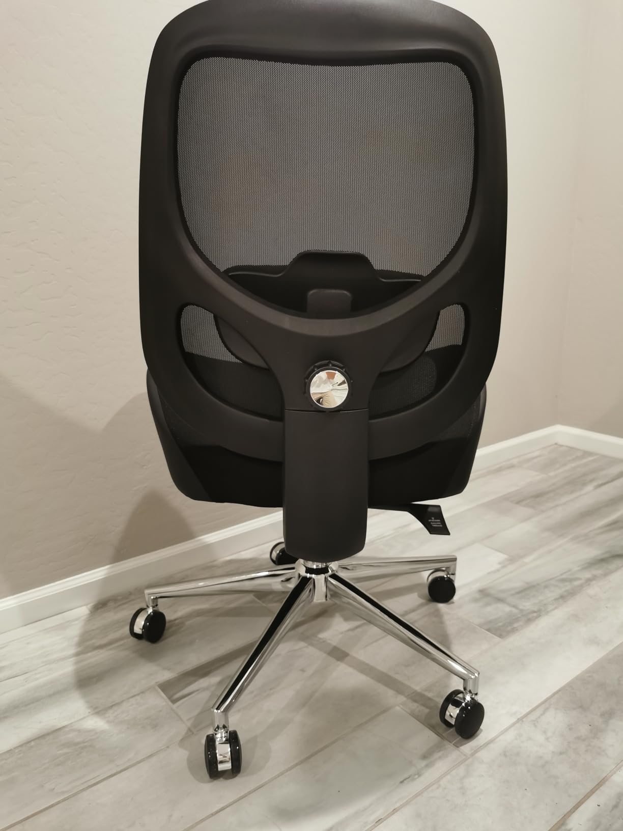 750lbs Big and Tall Office Chair with Wide Thick Seat Cushion for Heavy People Ergonomic Computer Mesh Desk Chairs with 4D Armrests, Adjustable Lumbar Support for Adults 8 Hours daliy Work - Customer Photo 3