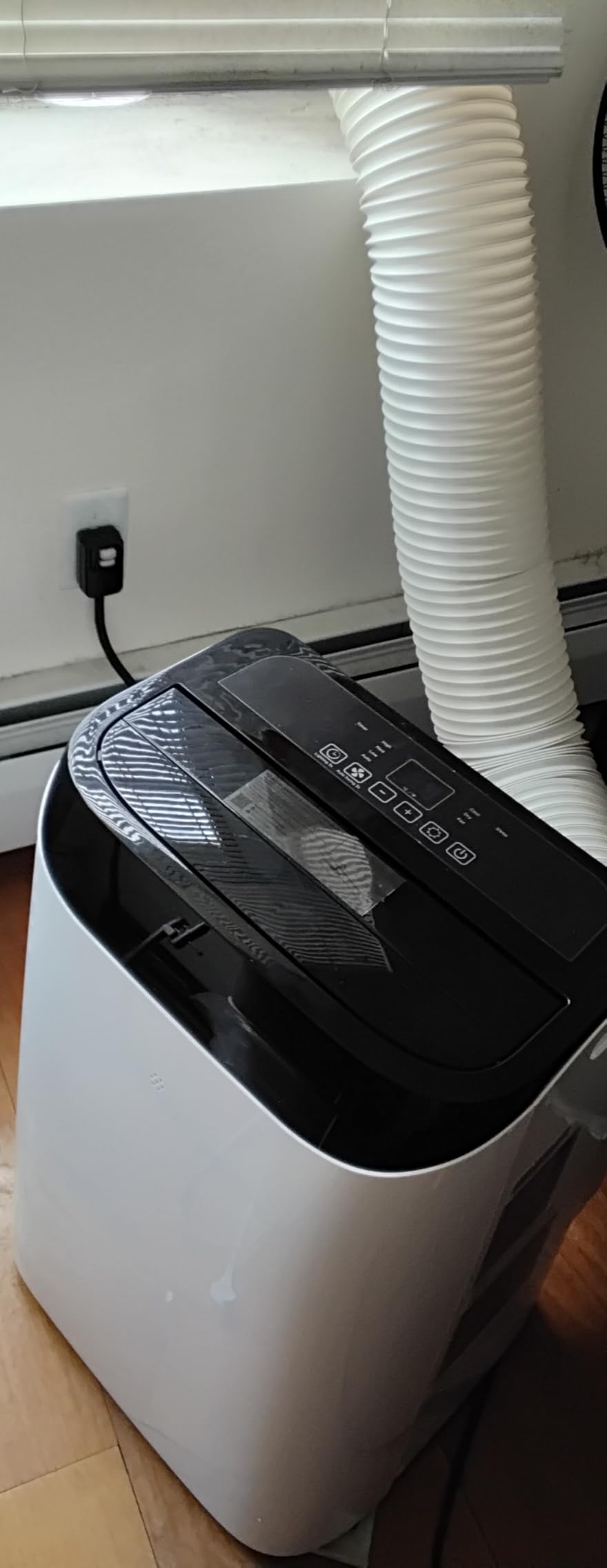 14000 BTU Portable Air Conditioners,Cooling,Fan,Dehumidification,Sleep Mode for Large Rooms up to 700 Sq.Ft,AC Unit with Remote Control,24H Timer,Installation Kits Included - Customer Photo 1