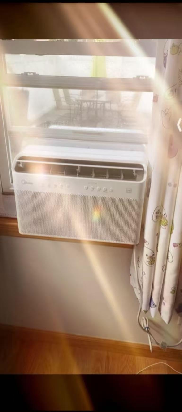 Midea 10,000 BTU U Shaped Smart Inverter Window Air Conditioner - Cools 450 Sq Ft, Ultra Quiet with Open Window Flexibility - Alexa/Google Assistant Compatible - 35% Energy Savings, Remote (Updated) Customer Review Midea 10,000 BTU U Shaped Smart Inverter Window Air Conditioner - Cools 450 Sq Ft, Ultra Quiet with Open Window Flexibility - Alexa/Google Assistant Compatible - 35% Energy Savings, Remote (Updated) - Customer Photo 2