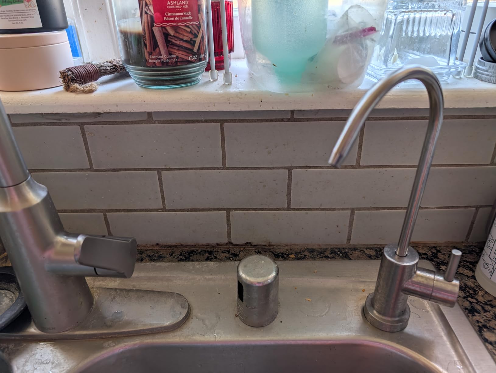 Waterdrop DLA Under Sink Water Filter, No Drilling Required, Reduces Chlorine, PFOA/PFOS, Bad Taste/Odor, Under Sink Water Filtration System, 11000 Gallons, Smart Filter Life Indicator, Quick Change - Customer Photo 2