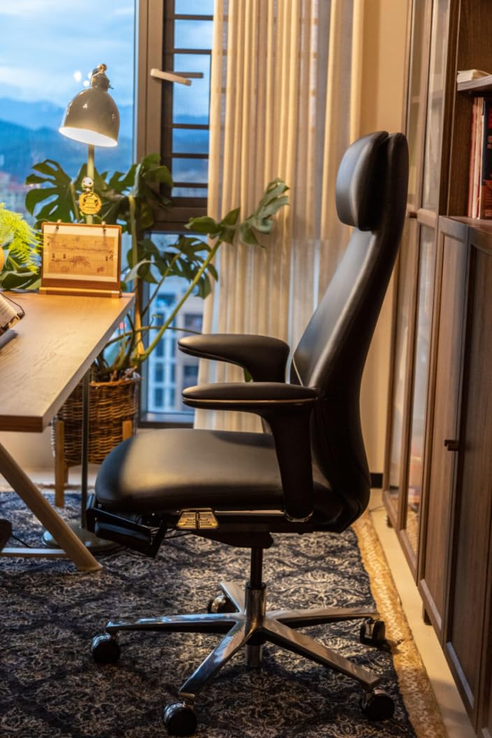 TOMU Executive Office Chair with Foot Rest, Top Grain Genuine Leather Office Chair, Ergonomic High Back Design. Real Leather, Wheels, Alumium Base. Padded Armrest, Luxury and Comfy (Beige) - Customer Photo 1