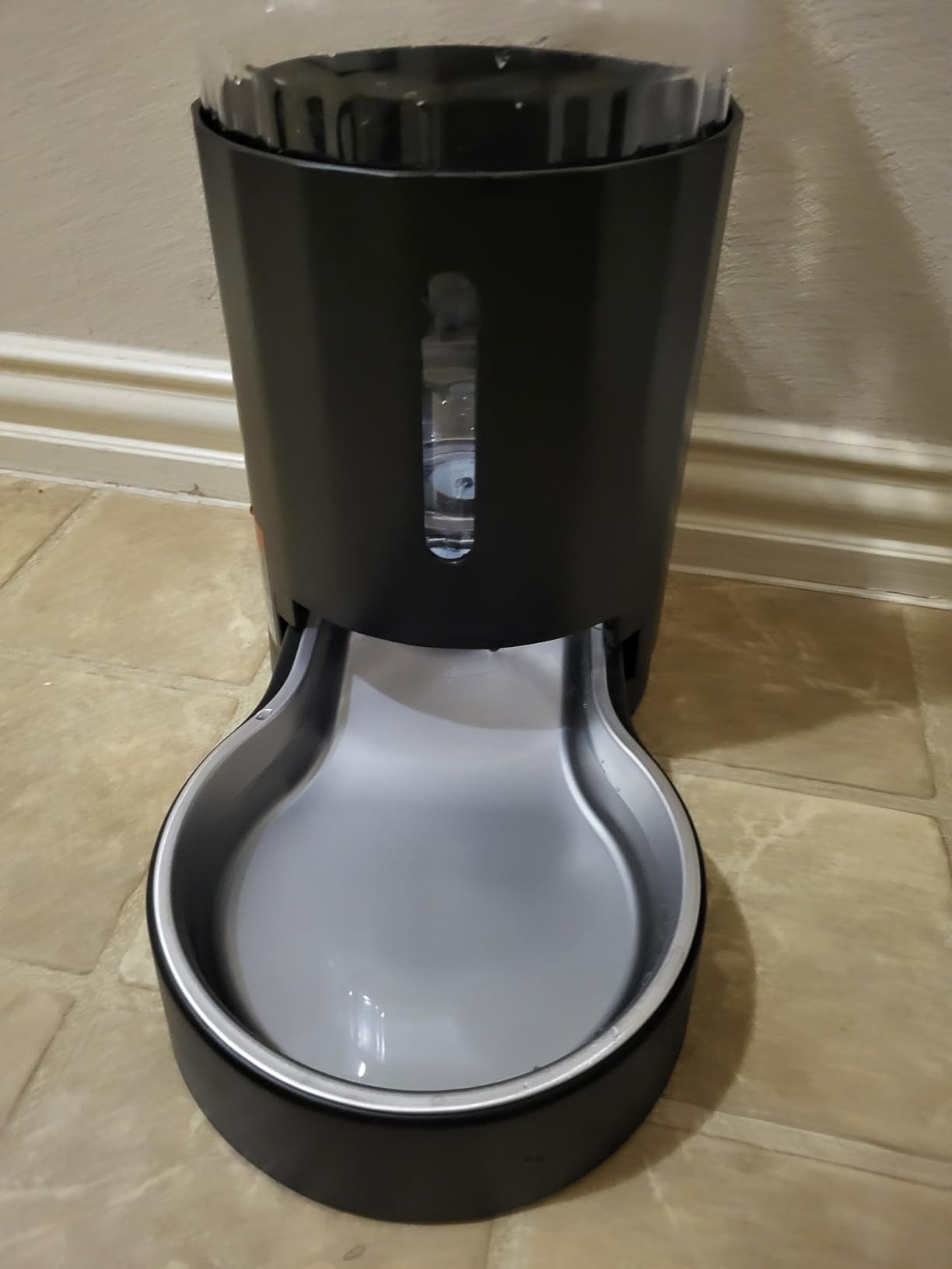 CZPET Automatic Dog and Cat Water Dispenser with Stainless Steel Bowl Gravity Waterer,100% BPA-Free,Large Capacity and Drinking Area Noise-Free for Pets - Customer Photo 2