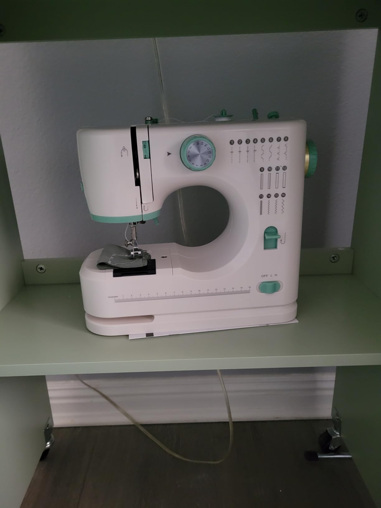 Sewing Machine for Beginners,Double Needle Sewing Machine for Adults,16 Strings of Weaving Dreams,Adjustable Sewing Speed,Suitable for Daily Sewing at Home(New One) - Customer Photo 1
