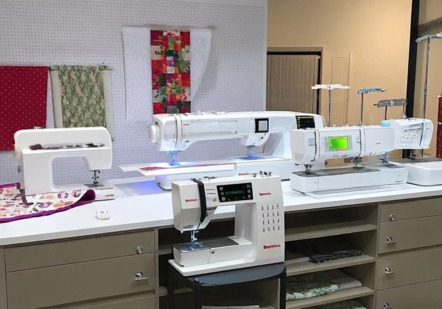 Best Bernina Quilting Sewing Machines [cy]: 4 Models Expertly Reviewed - RosenberryRooms