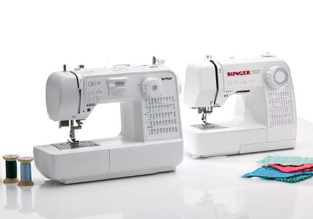 Best Sewing Machine With Automatic Needle Threader [cy]: 10 Models Tested - RosenberryRooms