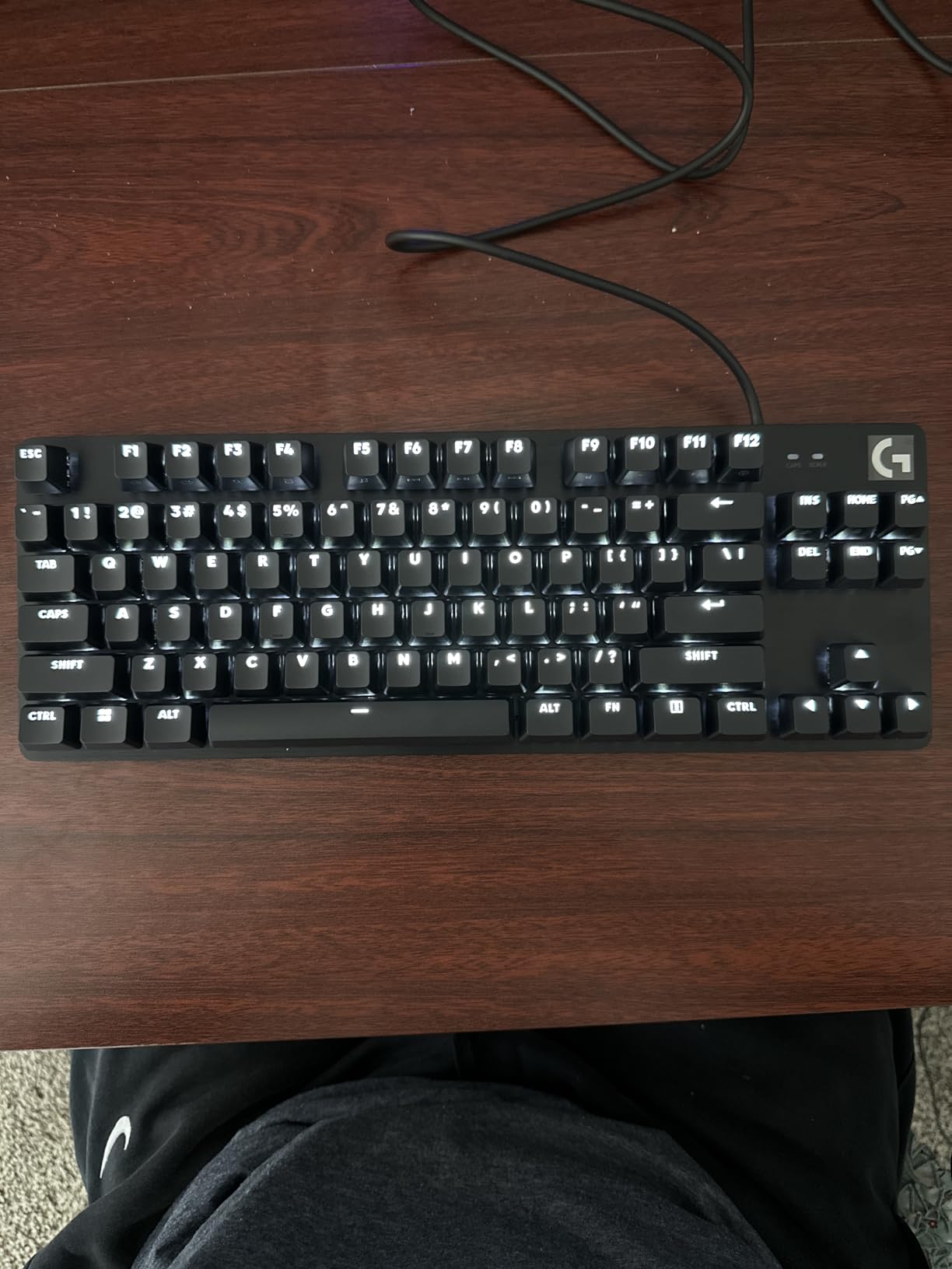 Logitech G413 SE Full-Size Mechanical Gaming Keyboard - Backlit Keyboard with Tactile Mechanical Switches, Anti-Ghosting, Compatible with Windows, macOS - Black Aluminum customer photo 2