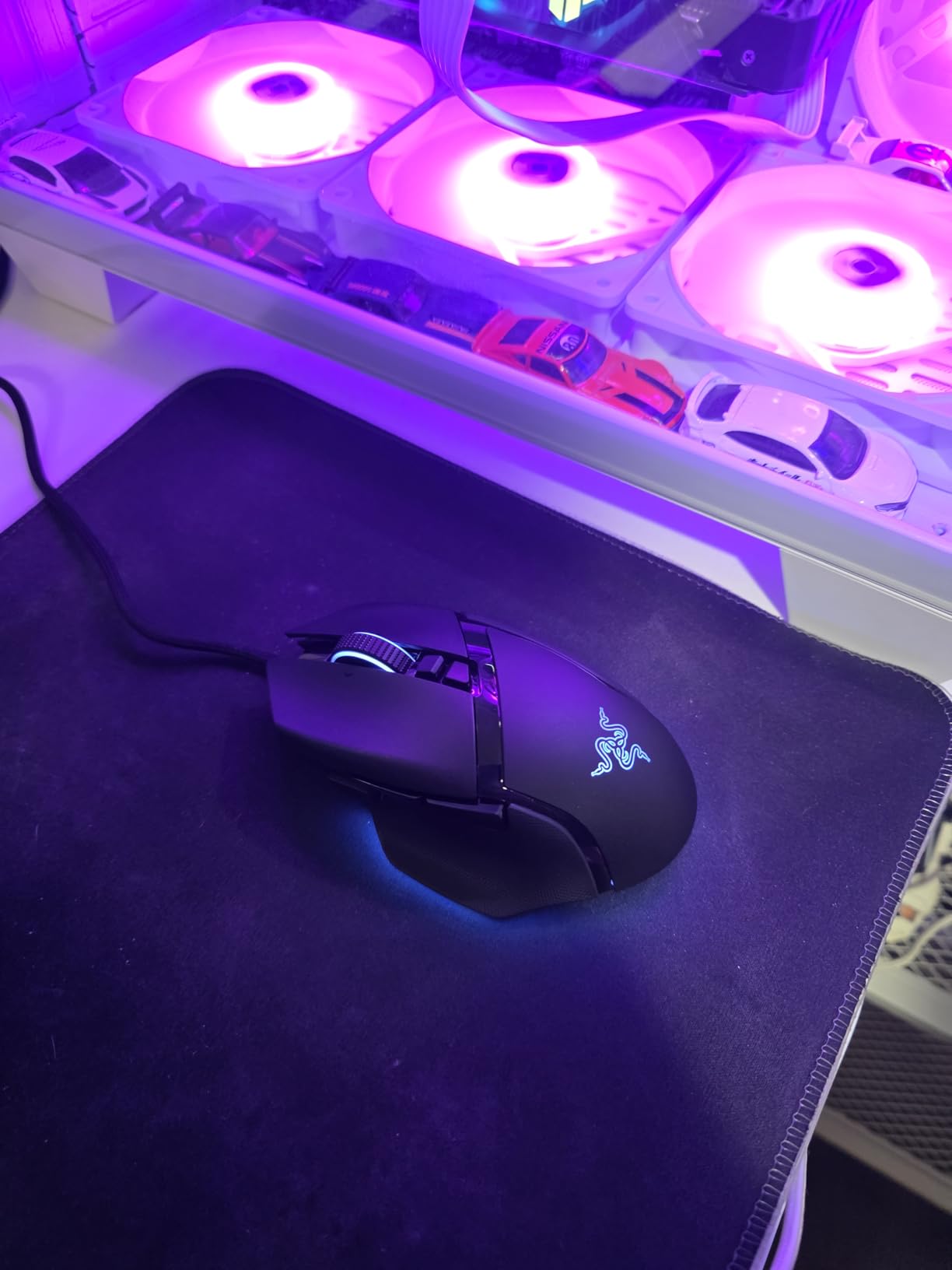 Razer Basilisk V3 Customizable RGB Wired Ergonomic Gaming Mouse, Black customer photo 2