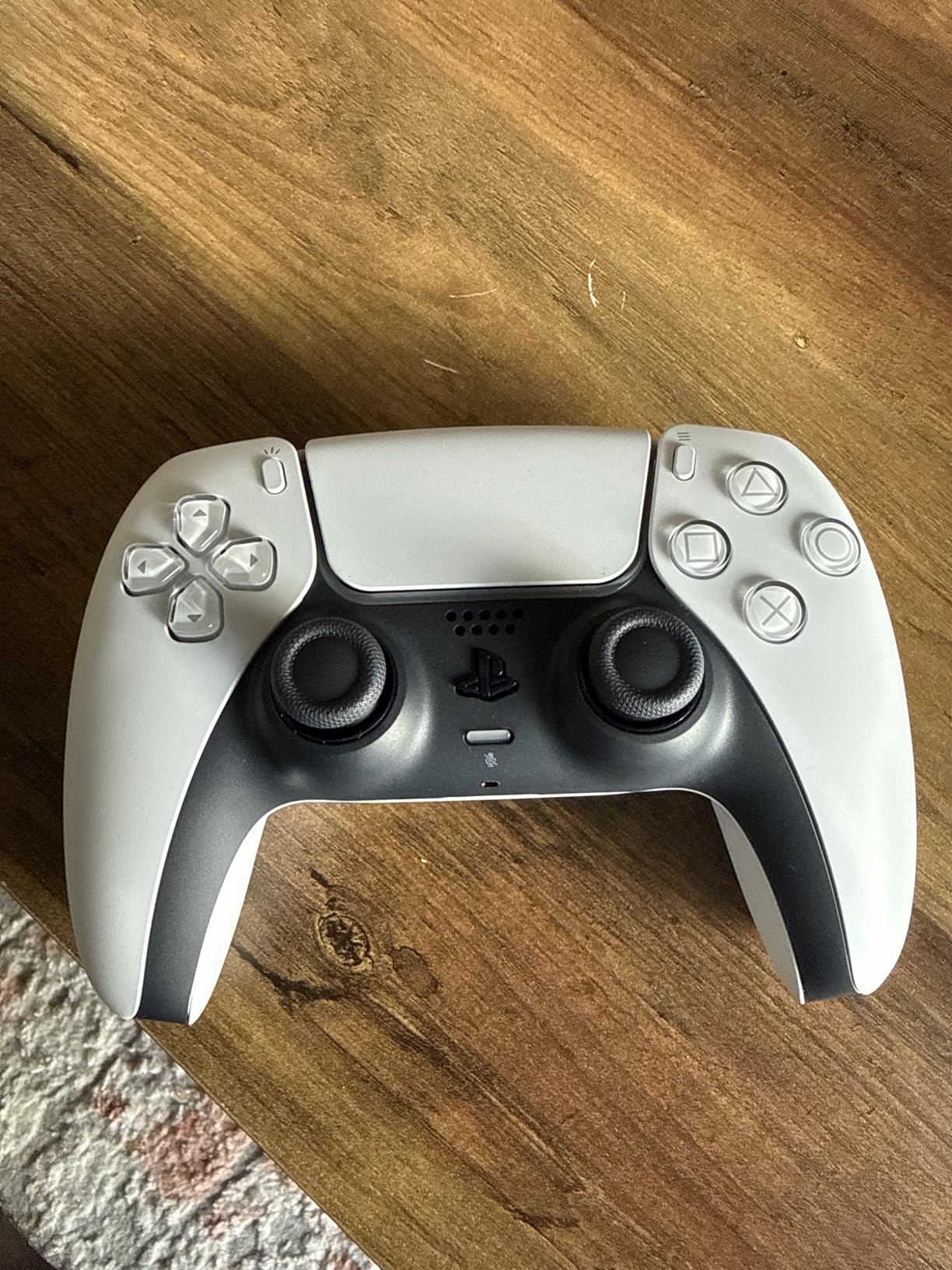 PlayStation DualSense Wireless Controller - Volcanic Red customer photo 1
