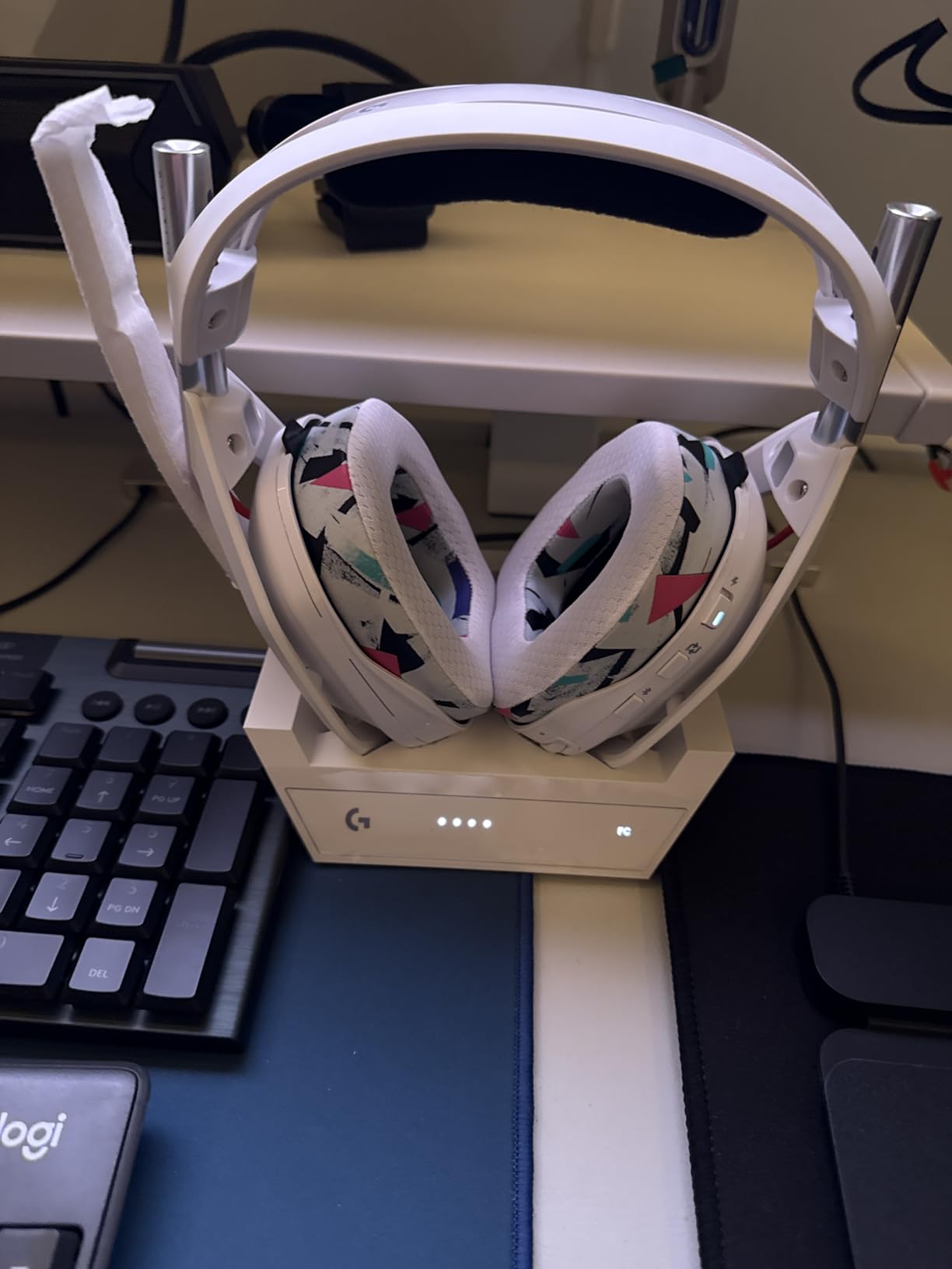 Logitech G Astro A50 Multi-Platform Wireless Gaming Headset + Base Station customer photo 2