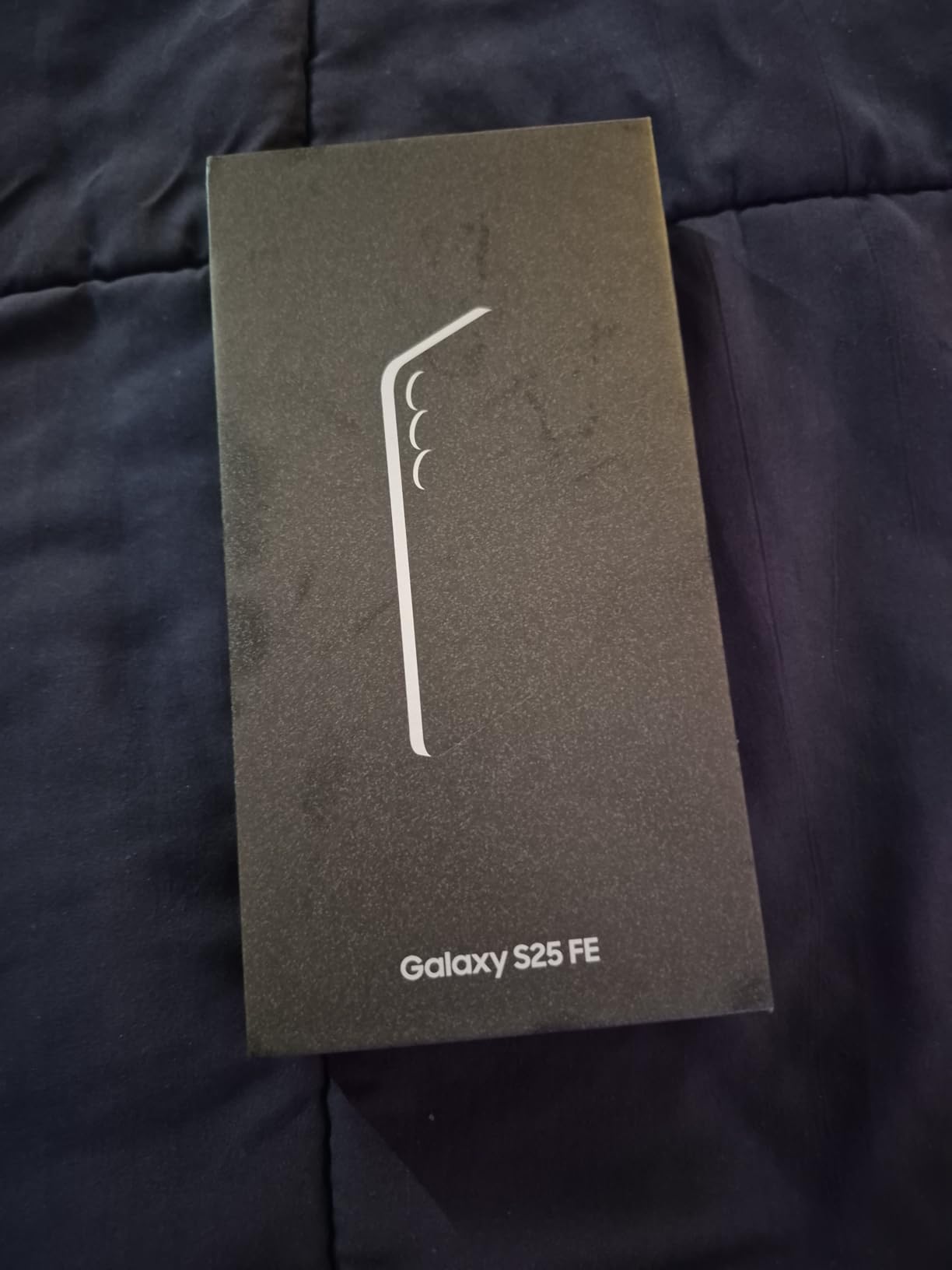 Galaxy S25 FE Cell Phone (2025), 256GB AI Smartphone, Unlocked Android, Large Display, 4900mAh Battery, High Res-Camera, AI Photo Edits, Durable, US 1 Yr Warranty, JetBlack customer photo 1
