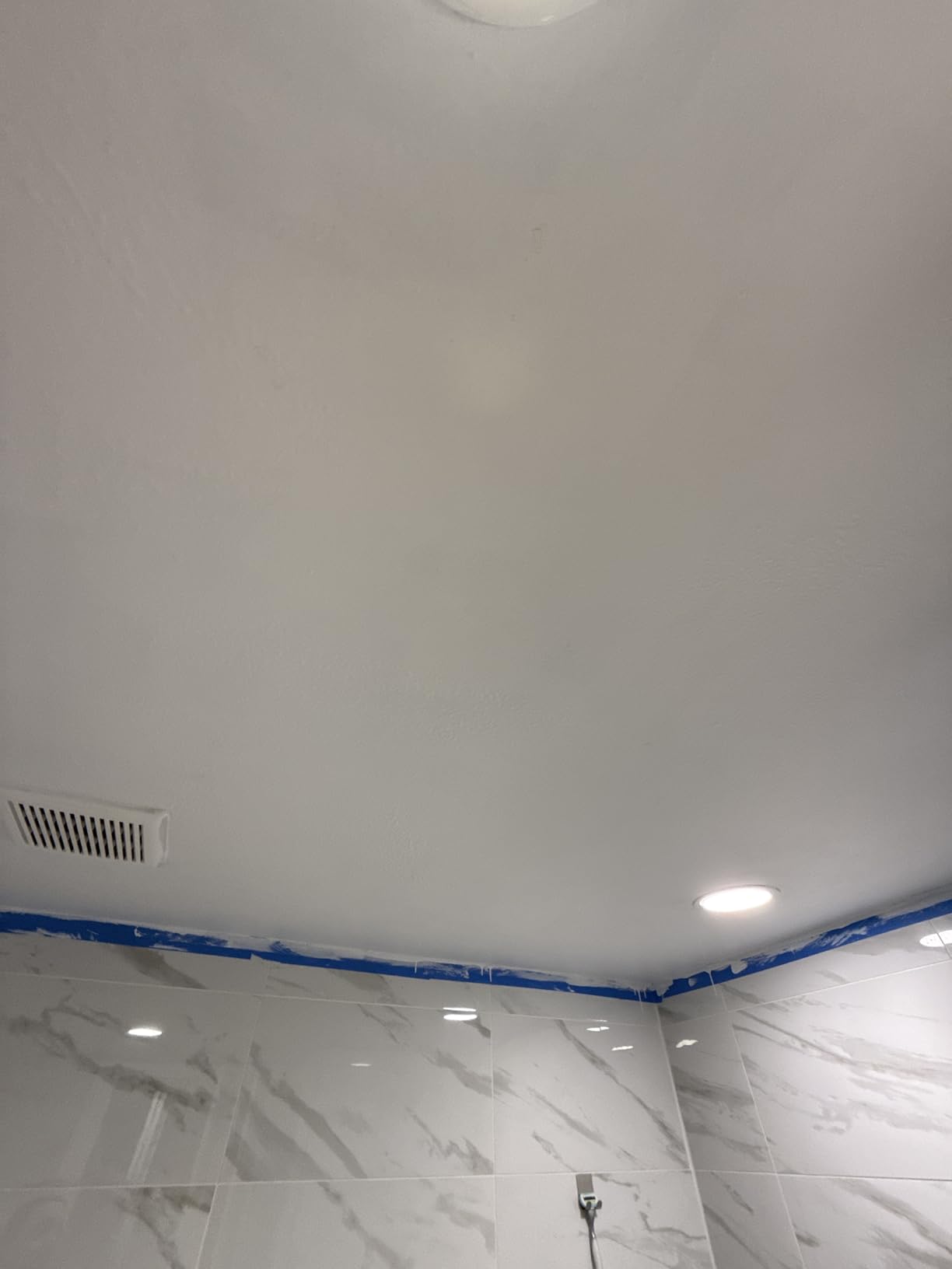 Zinsser 02774 PERMA-WHITE Mold & Mildew Proof Interior Paint, Quart, Eggshell White Customer Review Zinsser 02774 PERMA-WHITE Mold & Mildew Proof Interior Paint, Quart, Eggshell White - Customer Photo 2