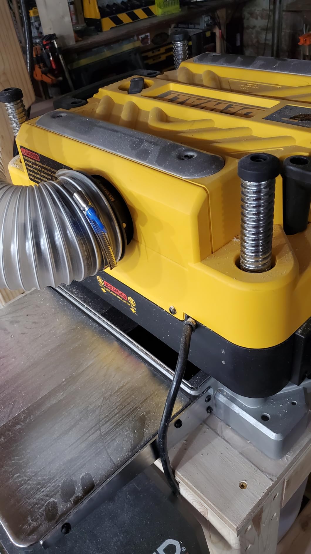 DEWALT Thickness Planer, 13-inch Wood Planer, Three Knife Two Speed, 15 Amp, 20,000 RPM Motor (DW735X) Customer Review DEWALT Thickness Planer, 13-inch Wood Planer, Three Knife Two Speed, 15 Amp, 20,000 RPM Motor (DW735X) - Customer Photo 2