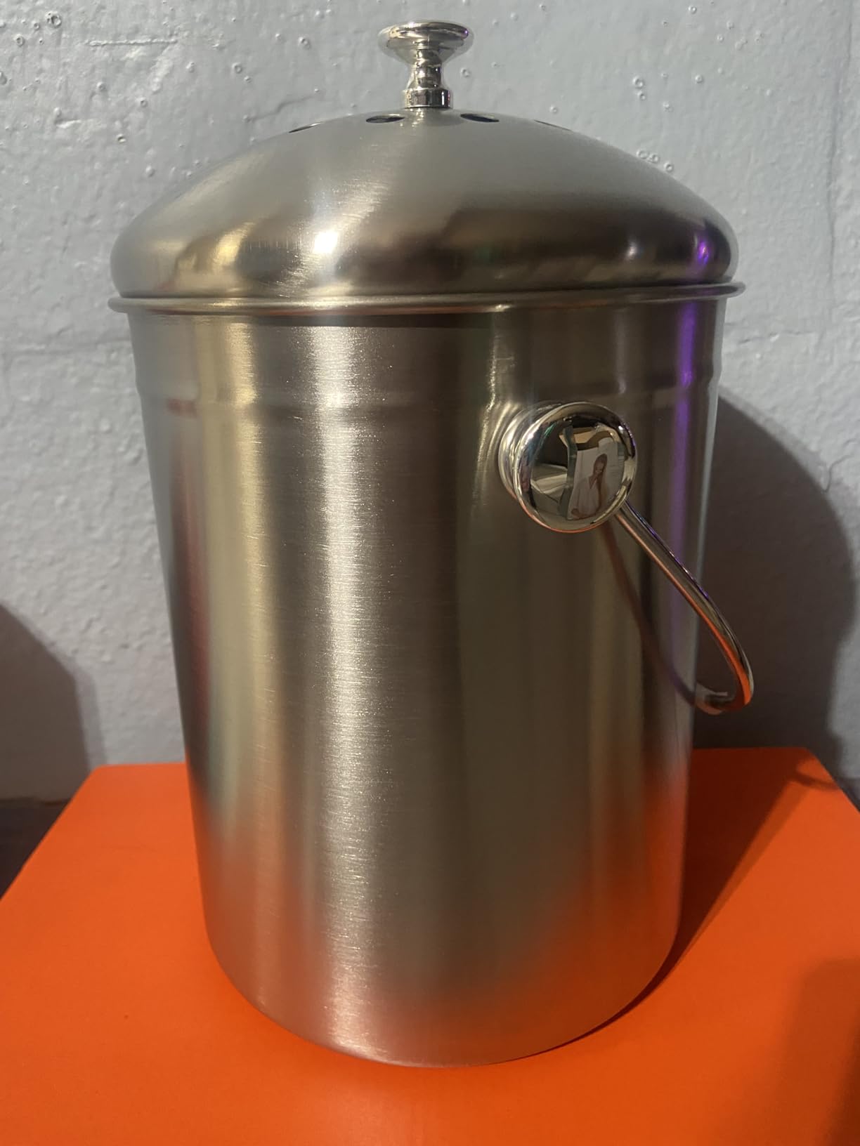 EPICA Countertop Compost Bin Kitchen | 1.3 Gallon | Odorless Composting Bin with Carbon Filters | Indoor Compost Bin with Lid | Stainless Steel Kitchen Composter for Food Scraps & Waste Recycling customer photo 1